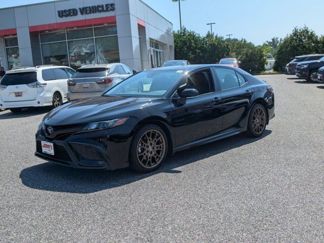 2023 Toyota Camry Hybrid SE