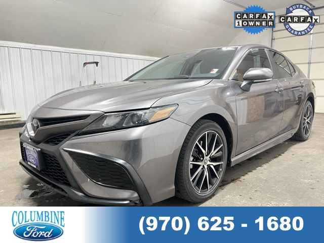 2023 Toyota Camry Hybrid SE Nightshade