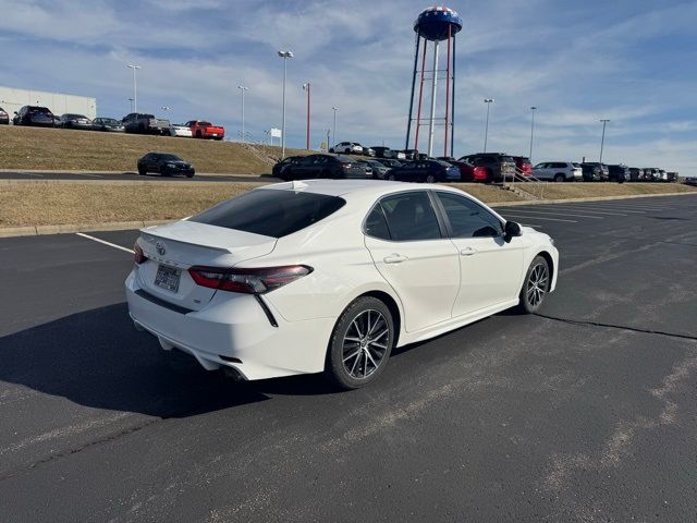 2023 Toyota Camry SE