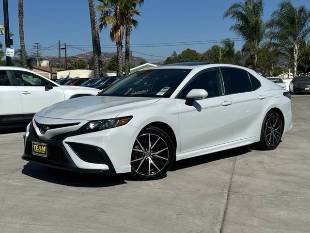 2023 Toyota Camry SE