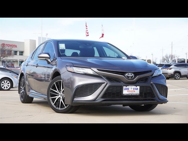 2023 Toyota Camry SE