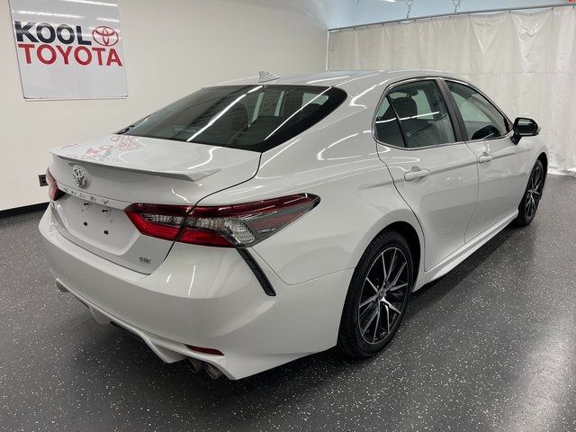 2023 Toyota Camry SE