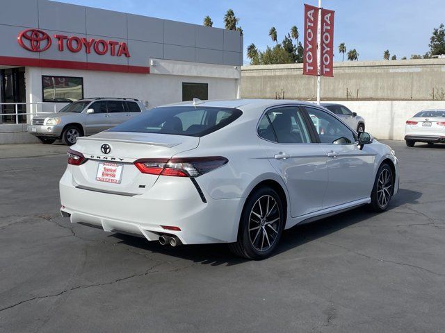 2023 Toyota Camry SE