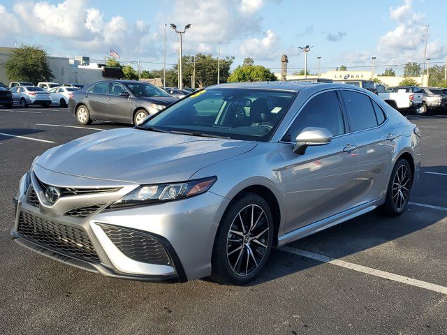 2023 Toyota Camry SE