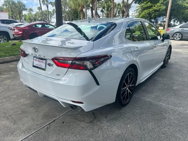 2023 Toyota Camry SE