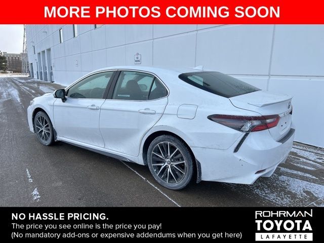 2023 Toyota Camry SE