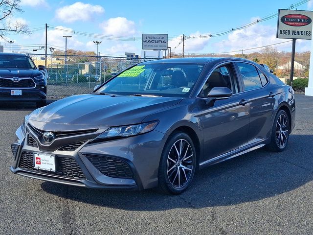 2023 Toyota Camry SE