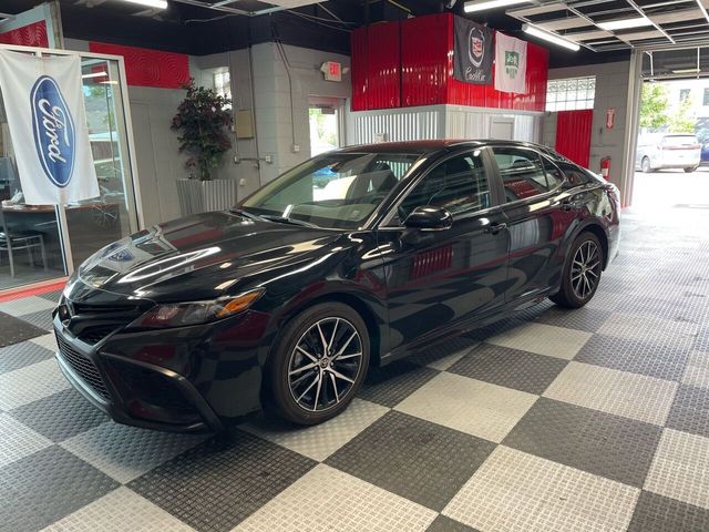 2023 Toyota Camry 