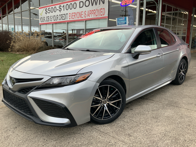 2023 Toyota Camry SE