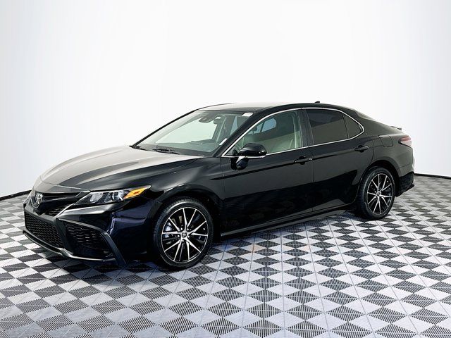 2023 Toyota Camry SE Nightshade