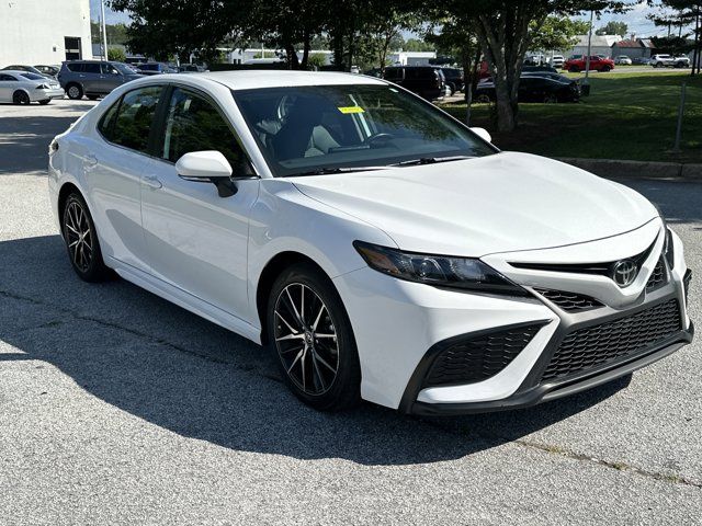 2023 Toyota Camry SE Nightshade