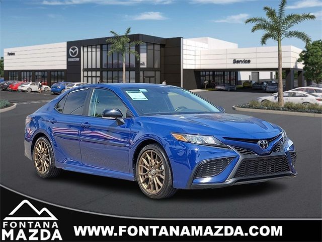 2023 Toyota Camry SE Nightshade