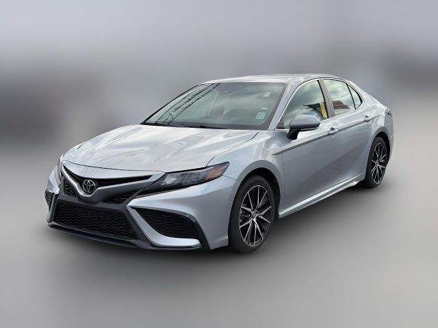 2023 Toyota Camry Hybrid SE Nightshade