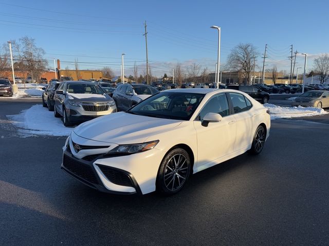 2023 Toyota Camry SE Nightshade