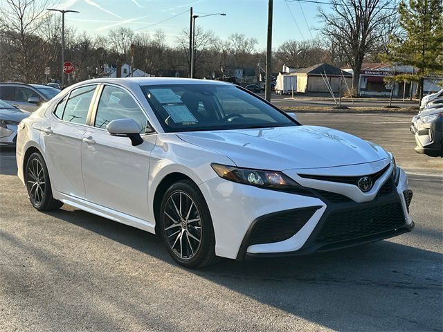 2023 Toyota Camry SE Nightshade