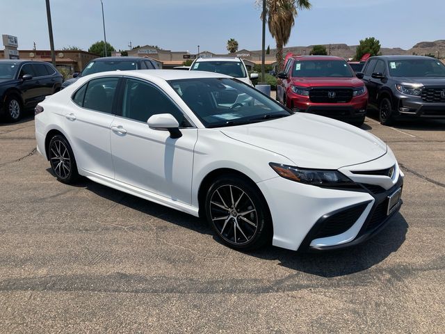 2023 Toyota Camry SE Nightshade