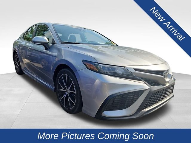 2023 Toyota Camry SE Nightshade