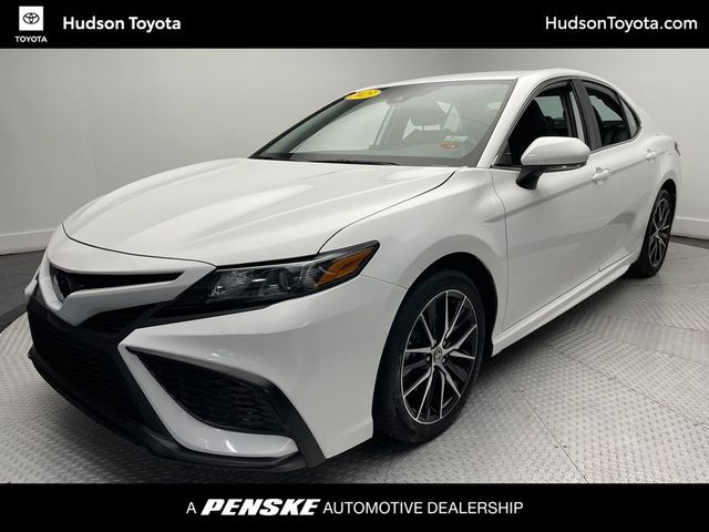 2023 Toyota Camry SE Nightshade