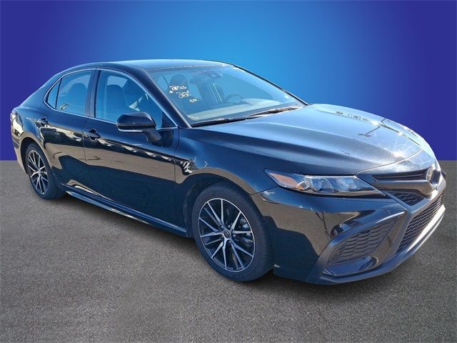 2023 Toyota Camry SE Nightshade