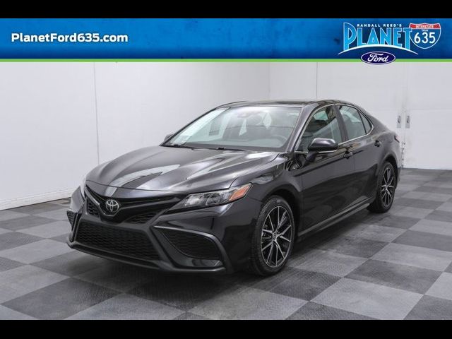 2023 Toyota Camry SE Nightshade
