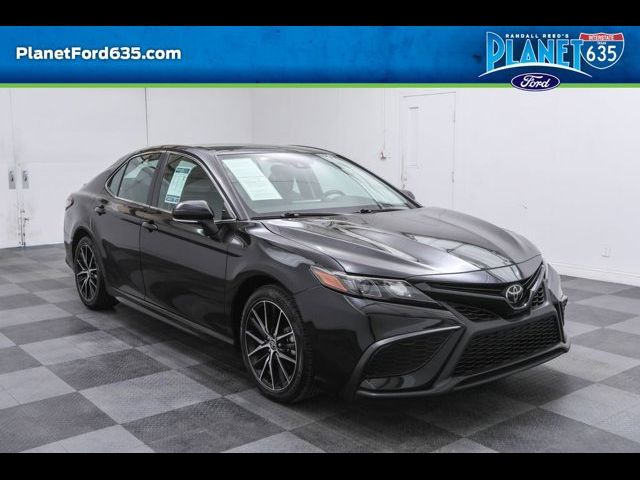 2023 Toyota Camry SE Nightshade