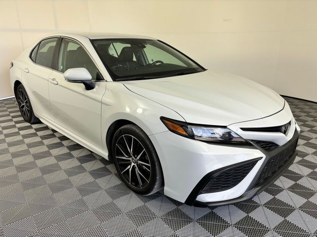 2023 Toyota Camry SE Nightshade