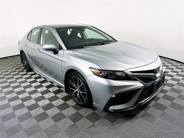 2023 Toyota Camry SE Nightshade