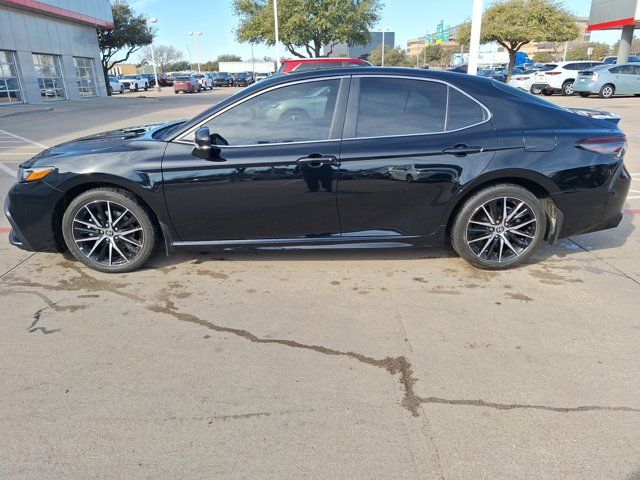 2023 Toyota Camry SE Nightshade