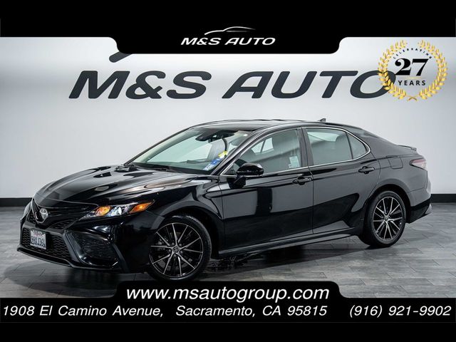 2023 Toyota Camry SE Nightshade