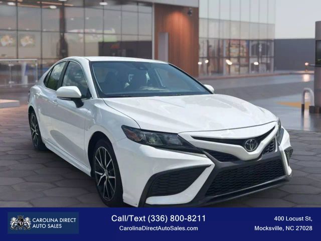 2023 Toyota Camry SE