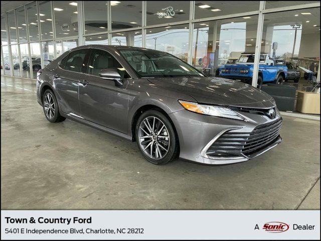 2023 Toyota Camry XLE