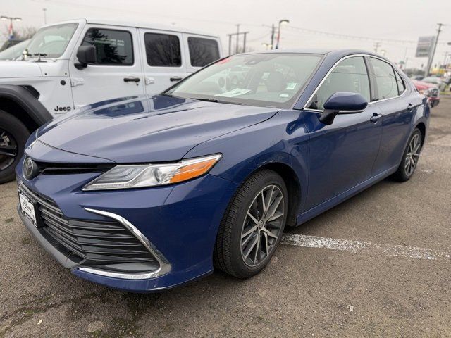 2023 Toyota Camry XLE