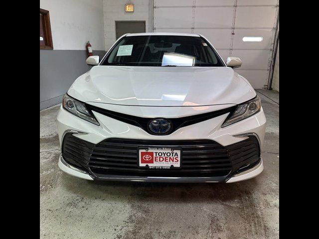 2023 Toyota Camry Hybrid XLE