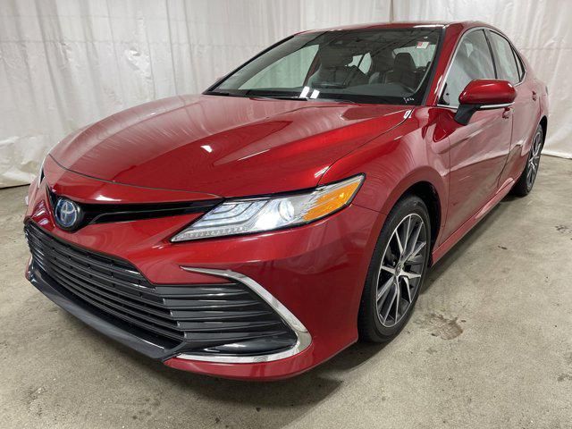 2023 Toyota Camry Hybrid XLE