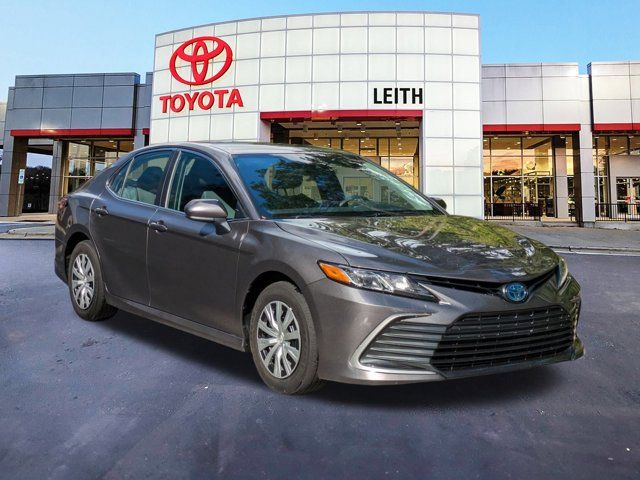 2023 Toyota Camry Hybrid LE