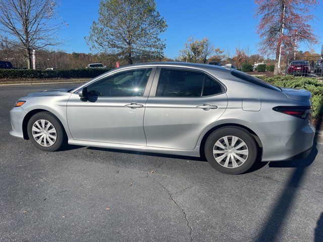 2023 Toyota Camry Hybrid LE