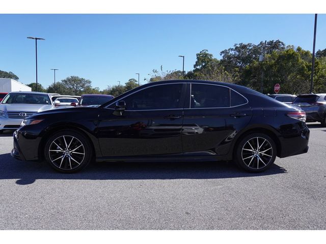 2023 Toyota Camry Hybrid SE