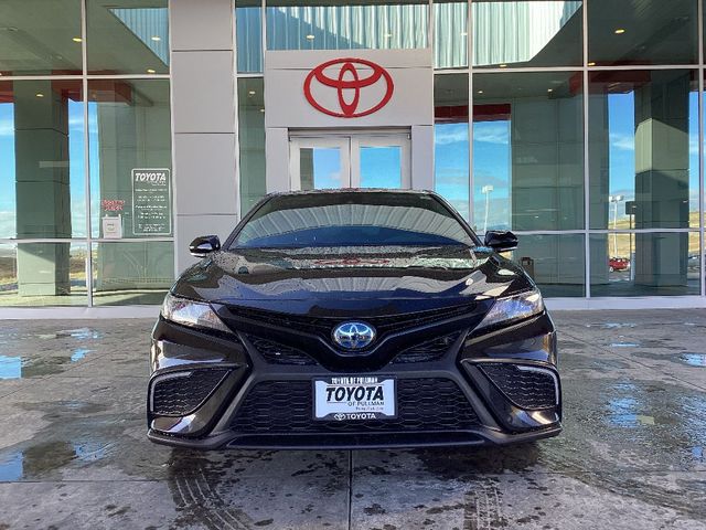 2023 Toyota Camry Hybrid SE Nightshade