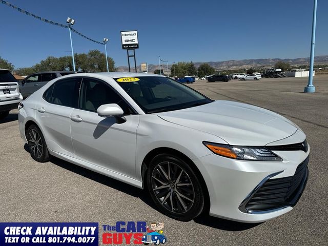 2023 Toyota Camry Hybrid XLE