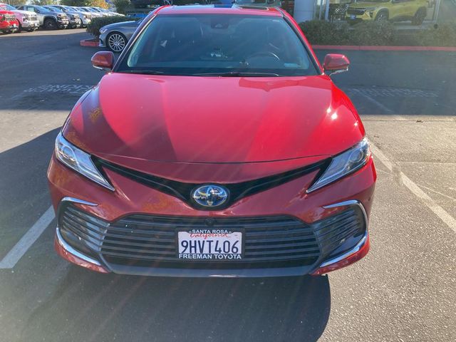 2023 Toyota Camry Hybrid XLE