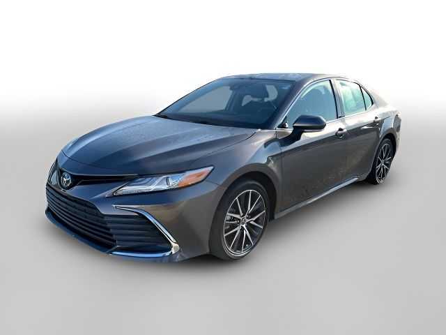 2023 Toyota Camry Hybrid XLE