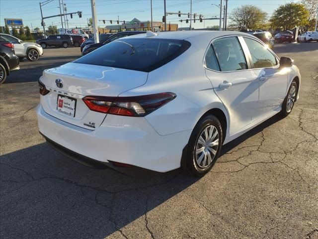 2023 Toyota Camry Hybrid LE