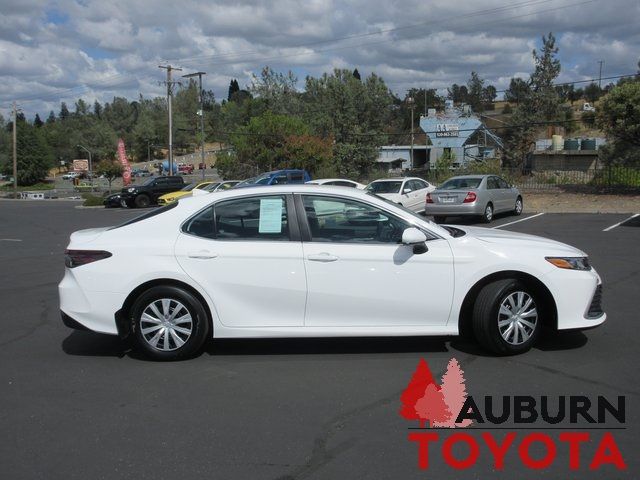 2023 Toyota Camry Hybrid LE