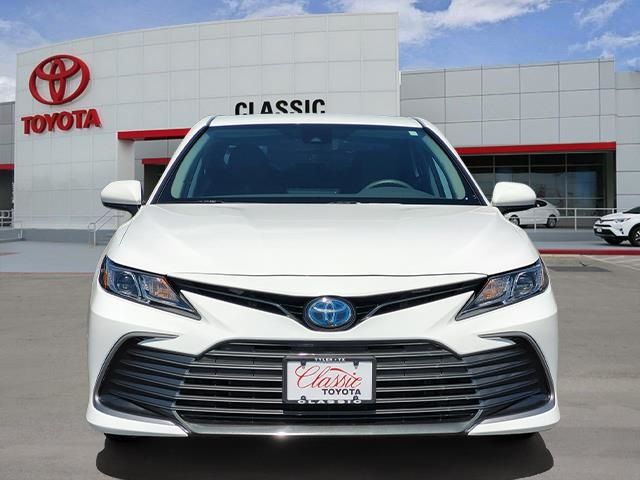 2023 Toyota Camry Hybrid LE