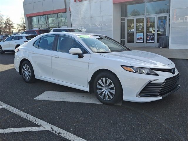 2023 Toyota Camry Hybrid LE