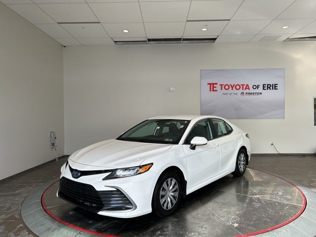 2023 Toyota Camry Hybrid LE