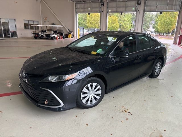 2023 Toyota Camry Hybrid LE