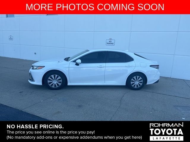 2023 Toyota Camry Hybrid LE