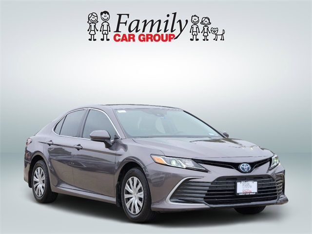 2023 Toyota Camry Hybrid LE