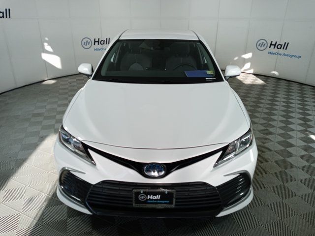 2023 Toyota Camry Hybrid LE